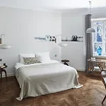 Between Us Bed And Breakfast